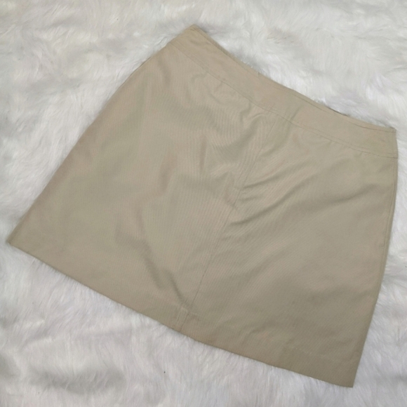 Lilly Pulitzer Khaki Tan Chino Skort Women's Size 4 Neutral Spring Summer EUC - Picture 1 of 9